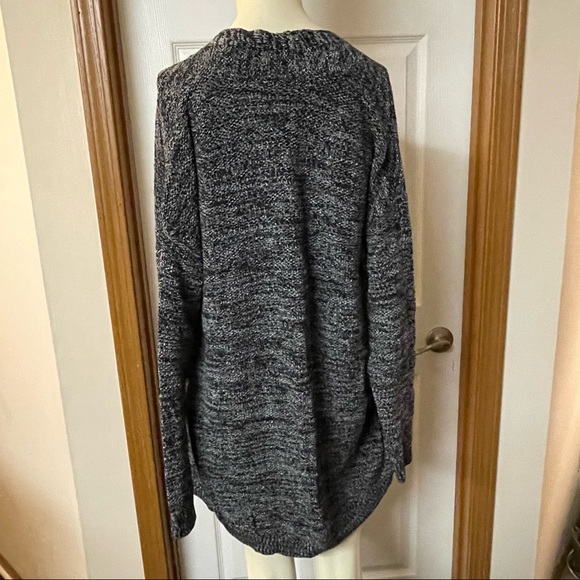 H&M Cardigan - Picture 2 of 4